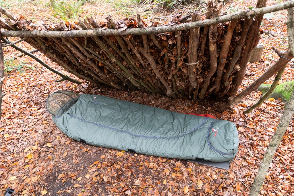 Wollschlafsack für Survival Kurs im Herbst mit Insektenschutz